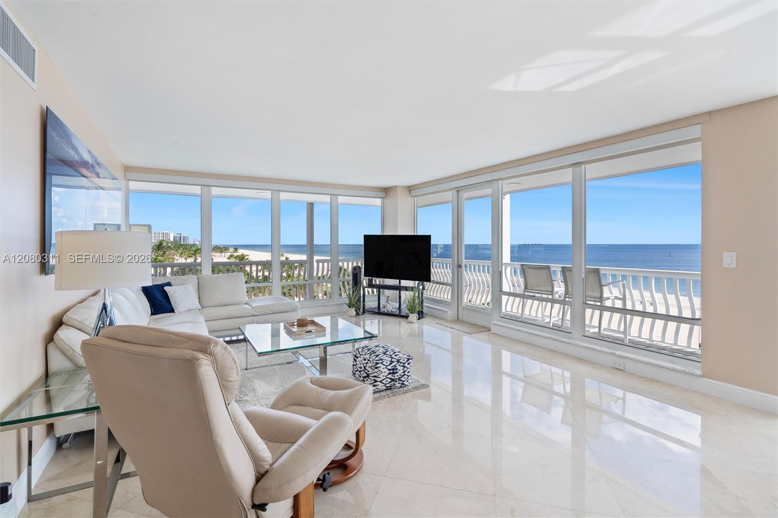 2200 S Ocean Lane 409 Property Photo 1