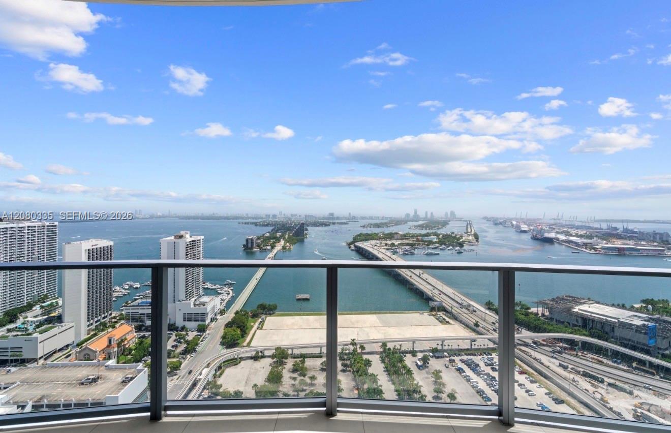 1400 Biscayne 3805 Property Photo 1