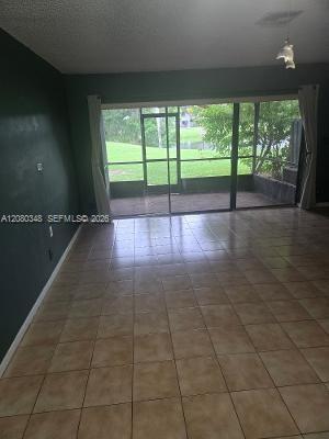 A12080348 Property Photo 2