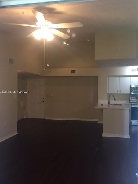 A12080368 Property Photo 4
