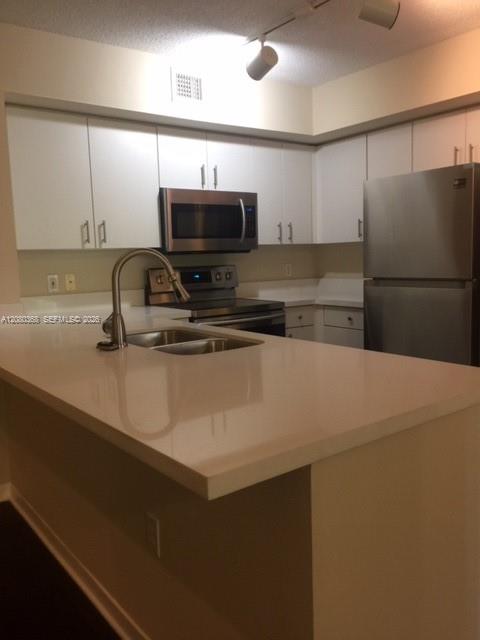 A12080368 Property Photo 6