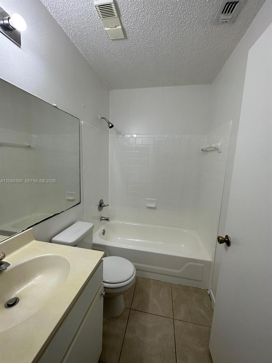 11225 W Atlantic Boulevard 302 Property Photo 20