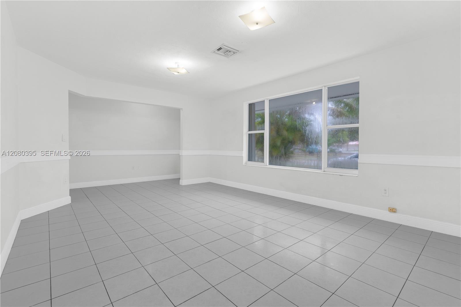 9441 Sw 27th Drive Property Photo 3