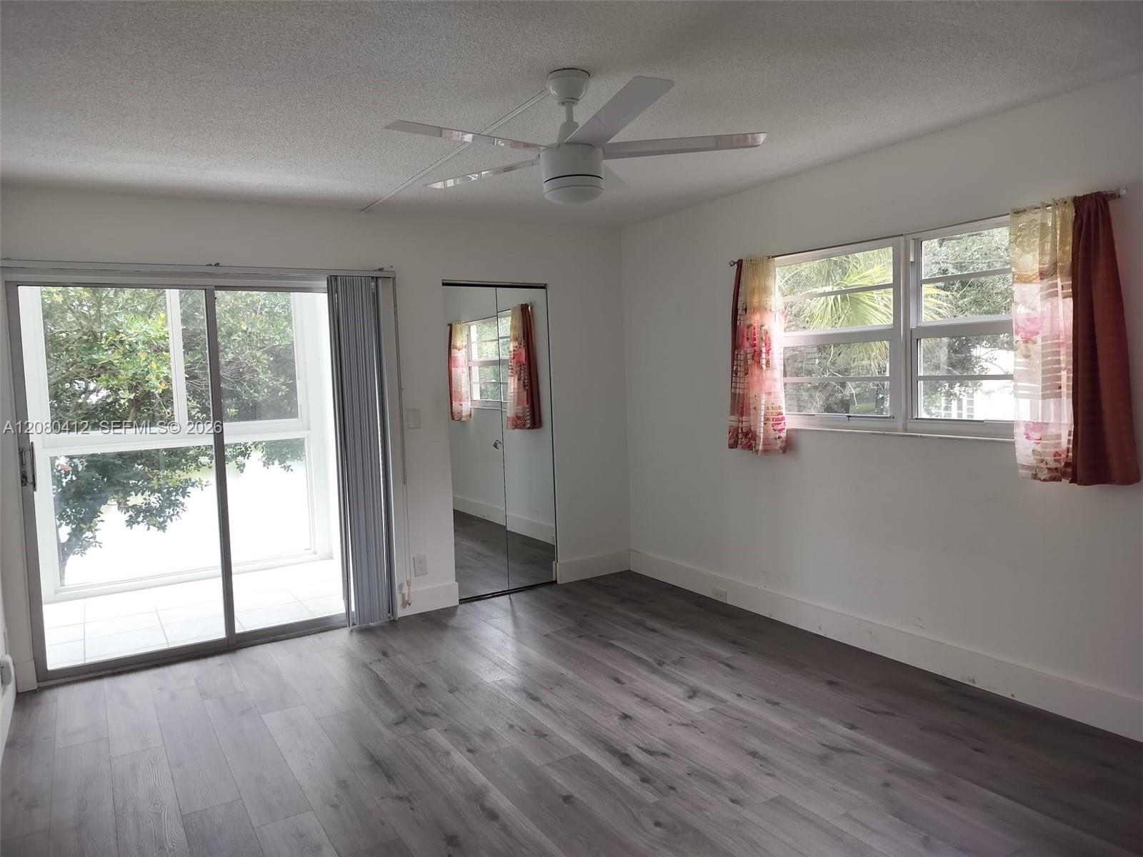 A12080412 Property Photo 13