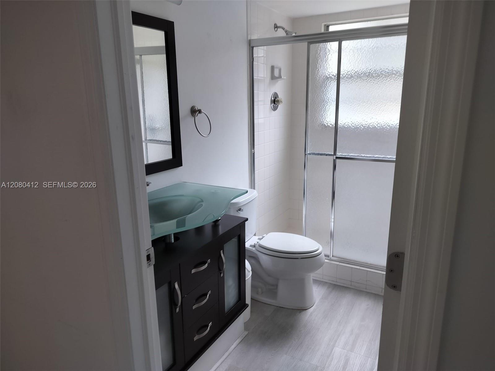 A12080412 Property Photo 17