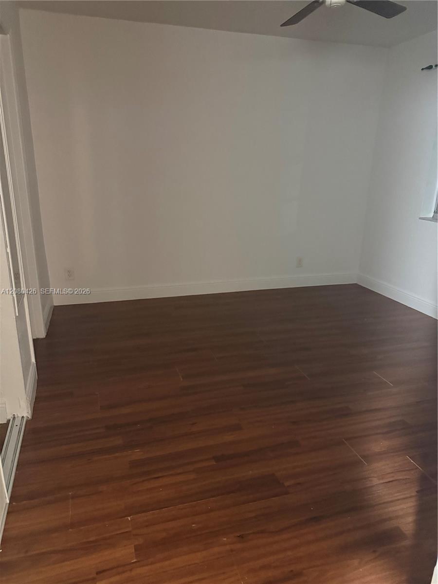 838 Twin Lakes Drive 19-e Property Photo 12