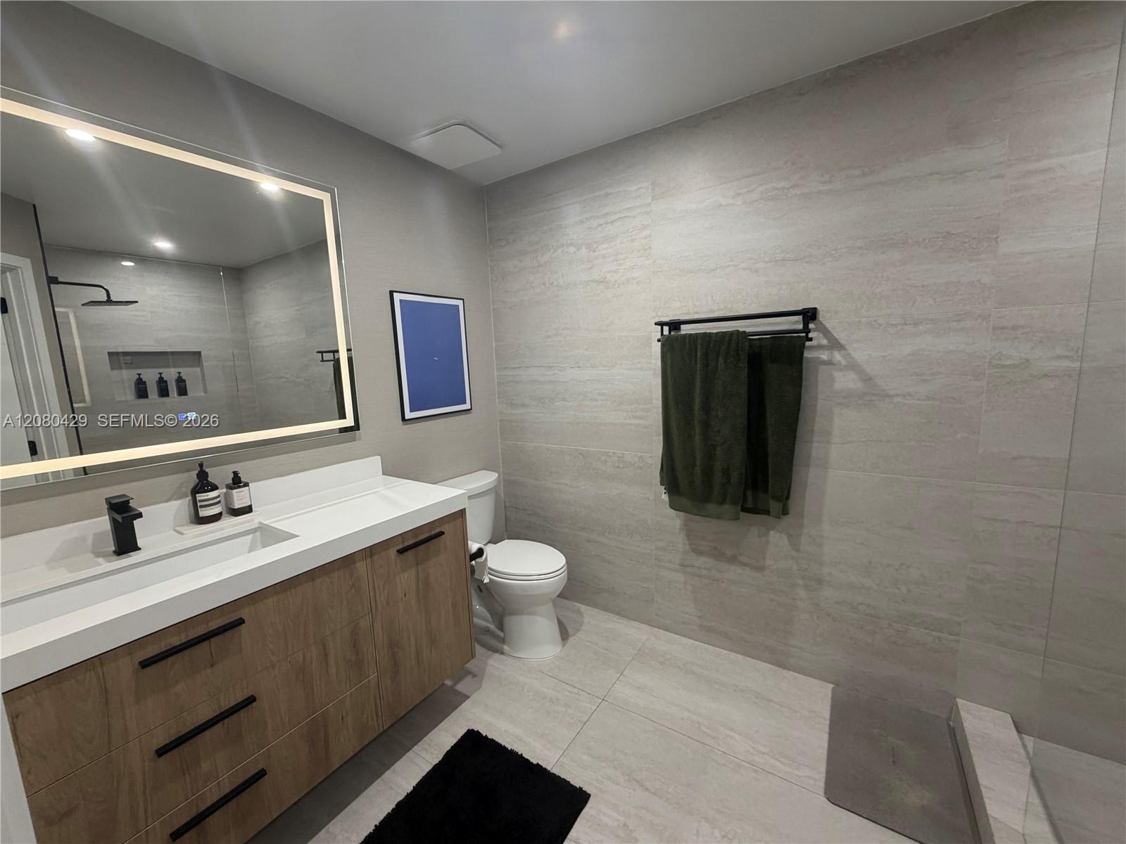 16676 Hemingway Drive Property Photo 1