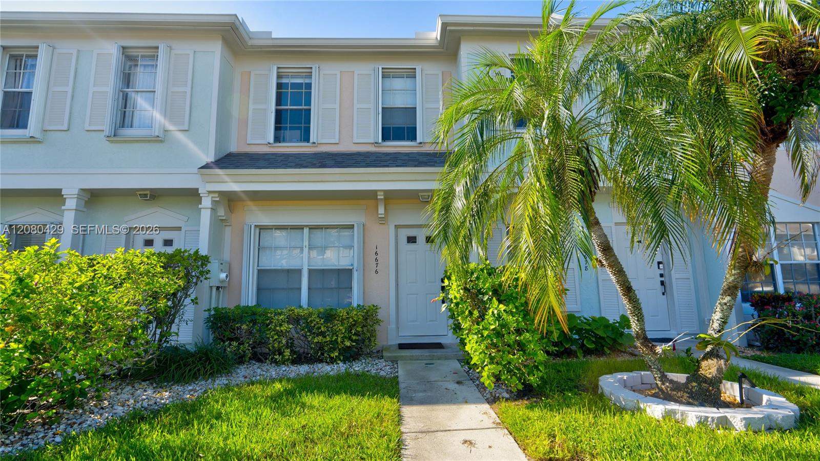16676 Hemingway Drive Property Photo 4