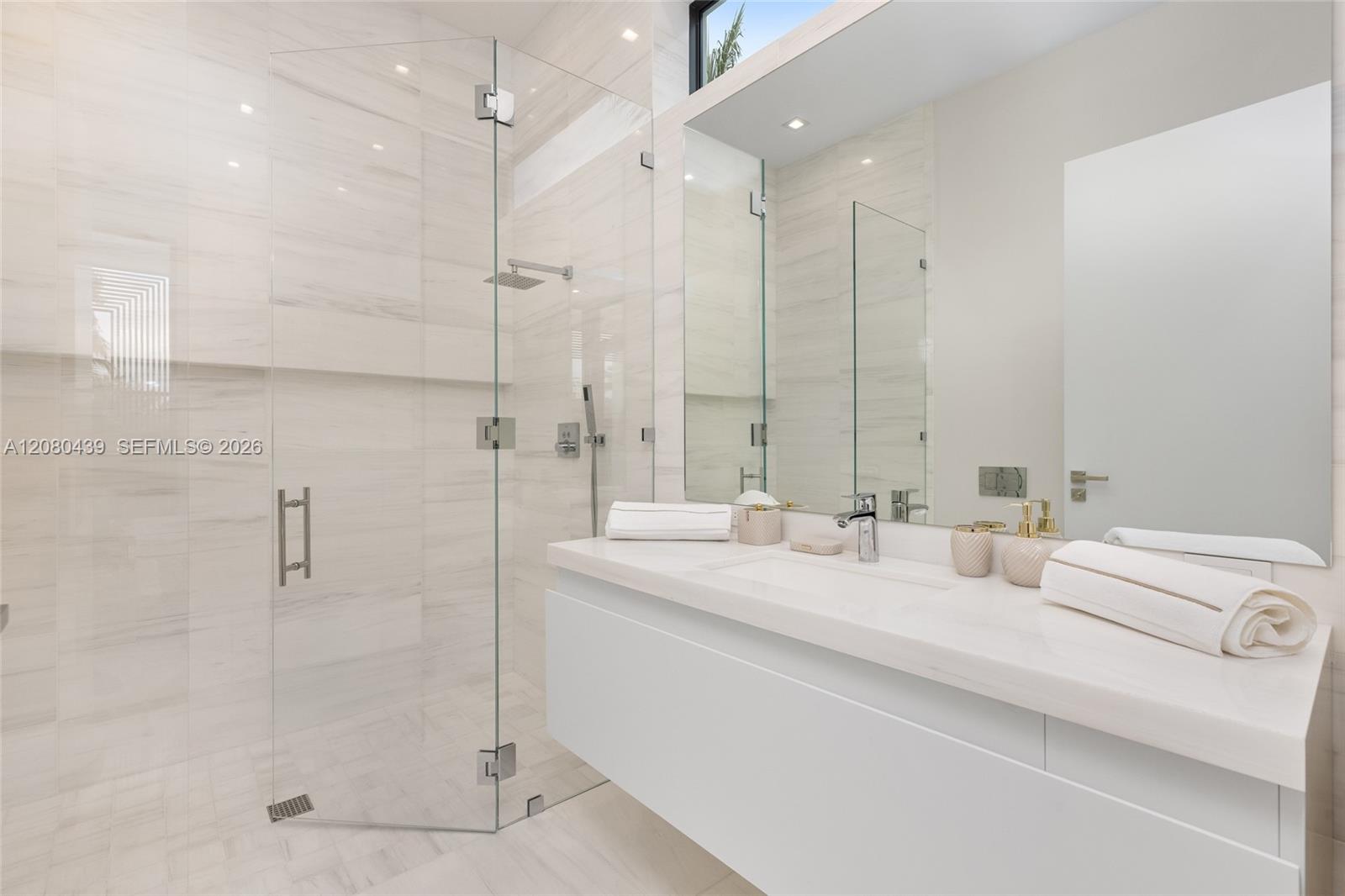 2560 Del Lago Drive Property Photo 49