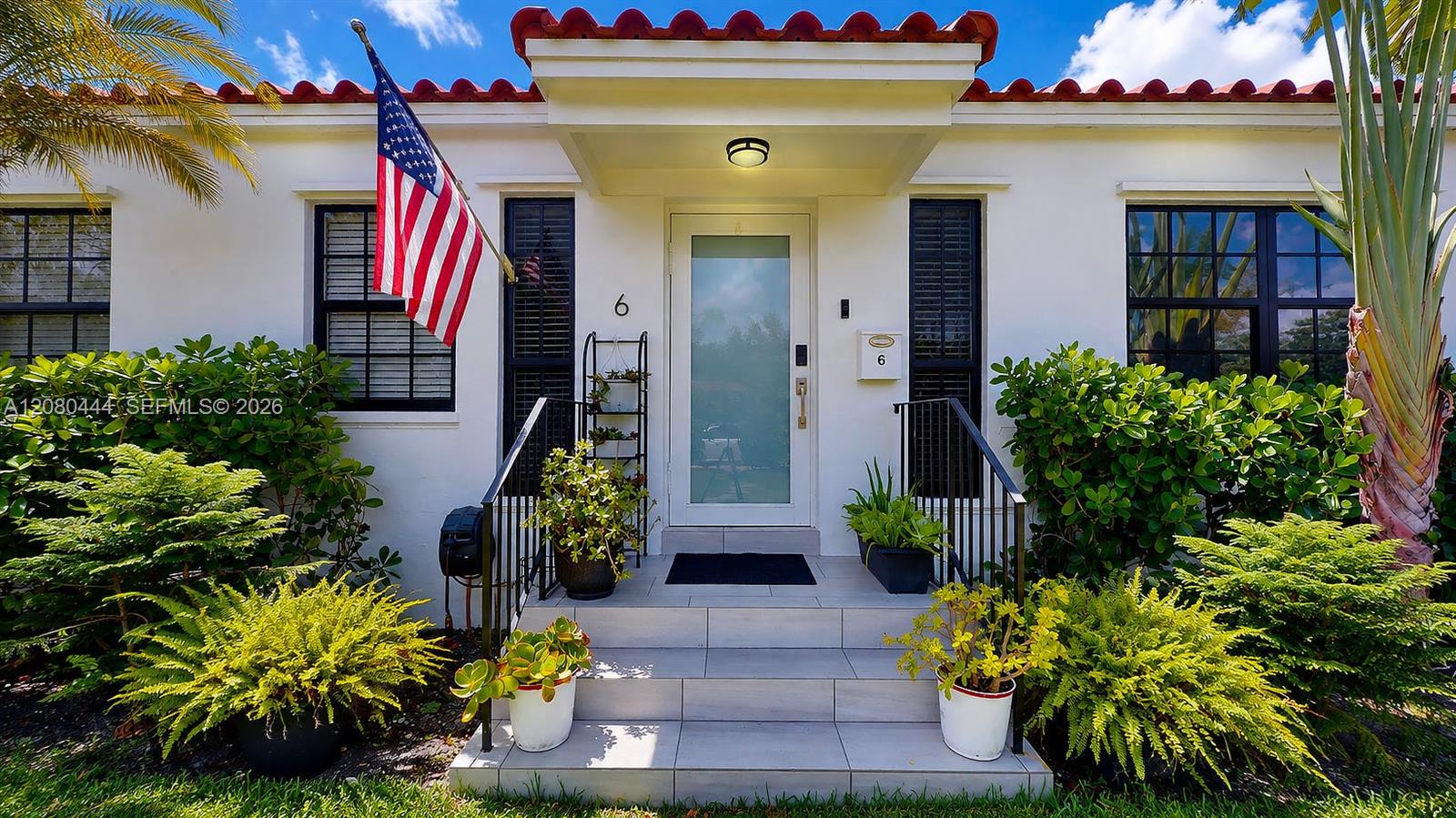 6 Carmona Avenue Property Photo 1