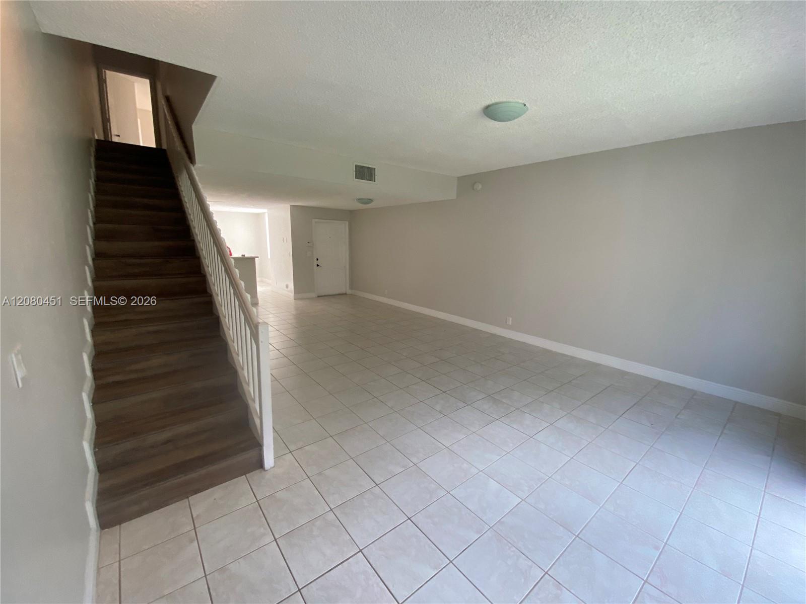 1575 Veracruz Lane Property Photo 16
