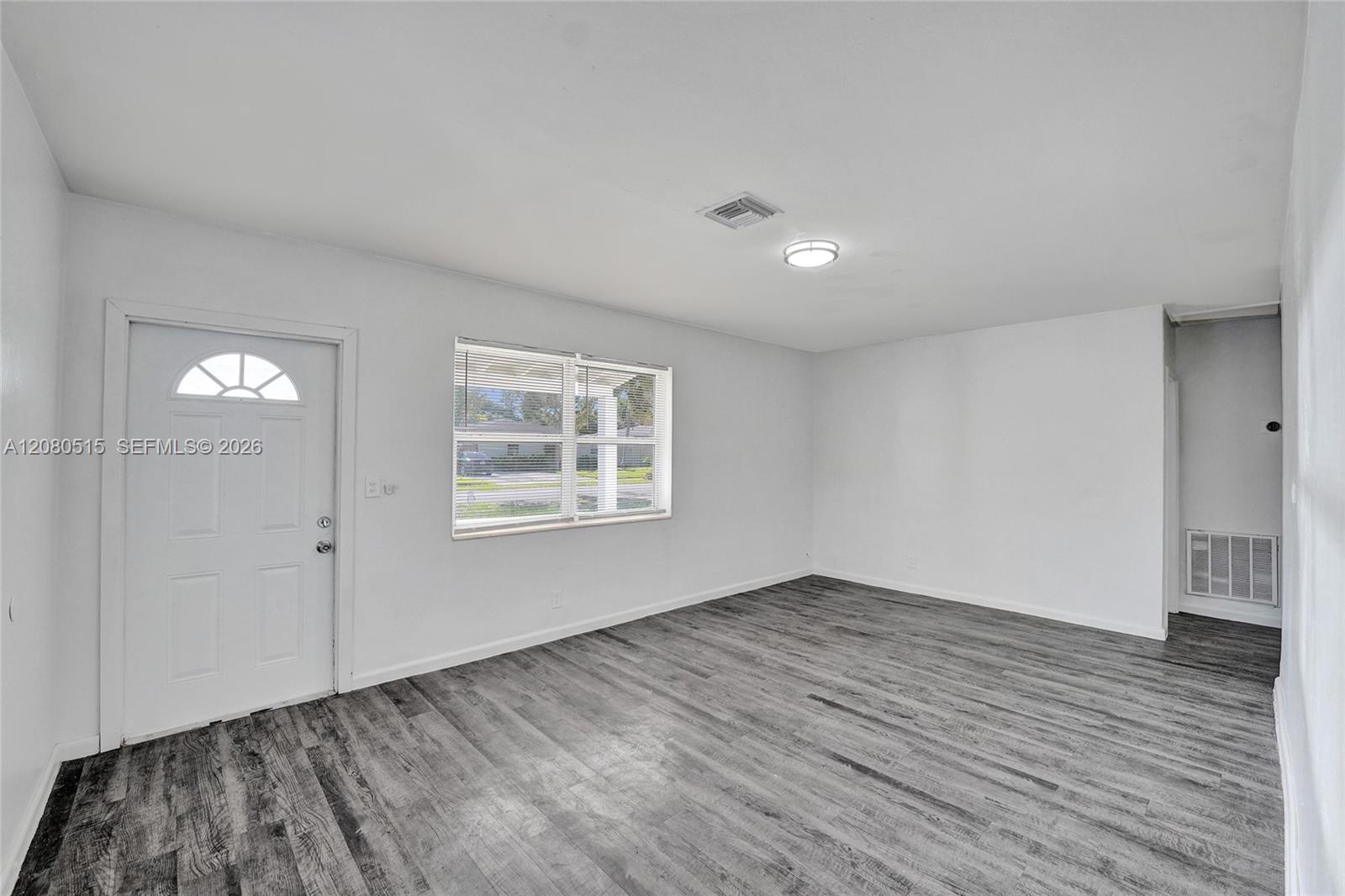 1421 Nw 3rd Avenue Property Photo 6