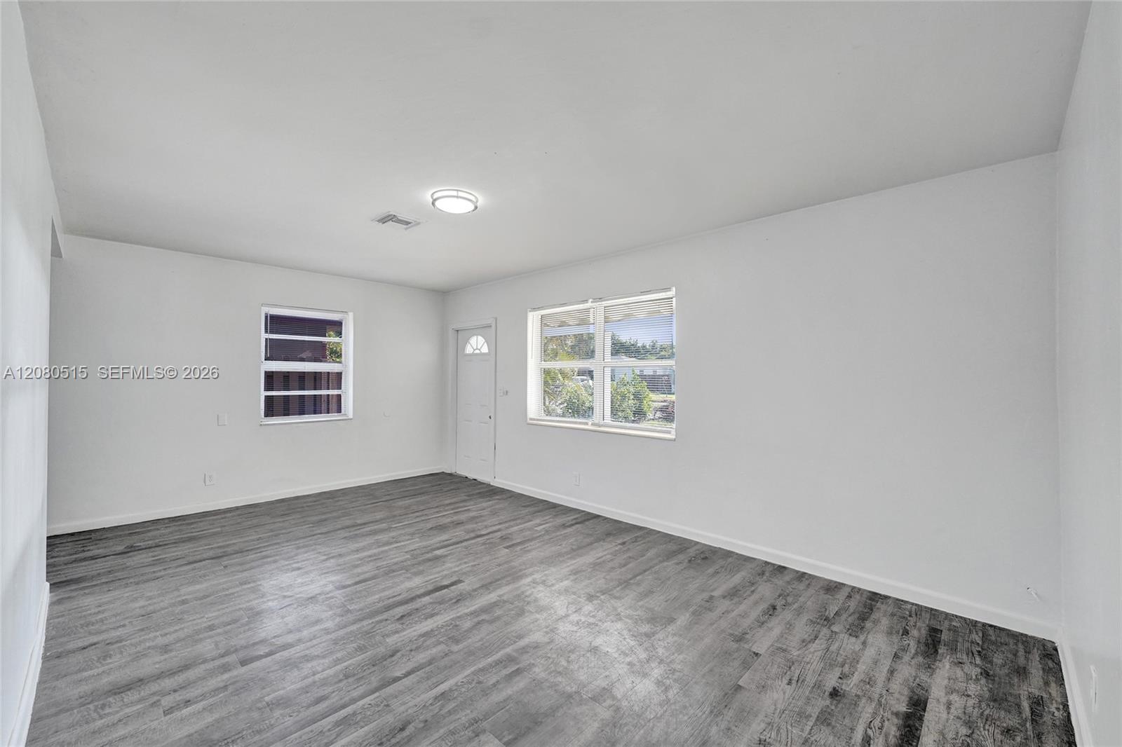 1421 Nw 3rd Avenue Property Photo 9