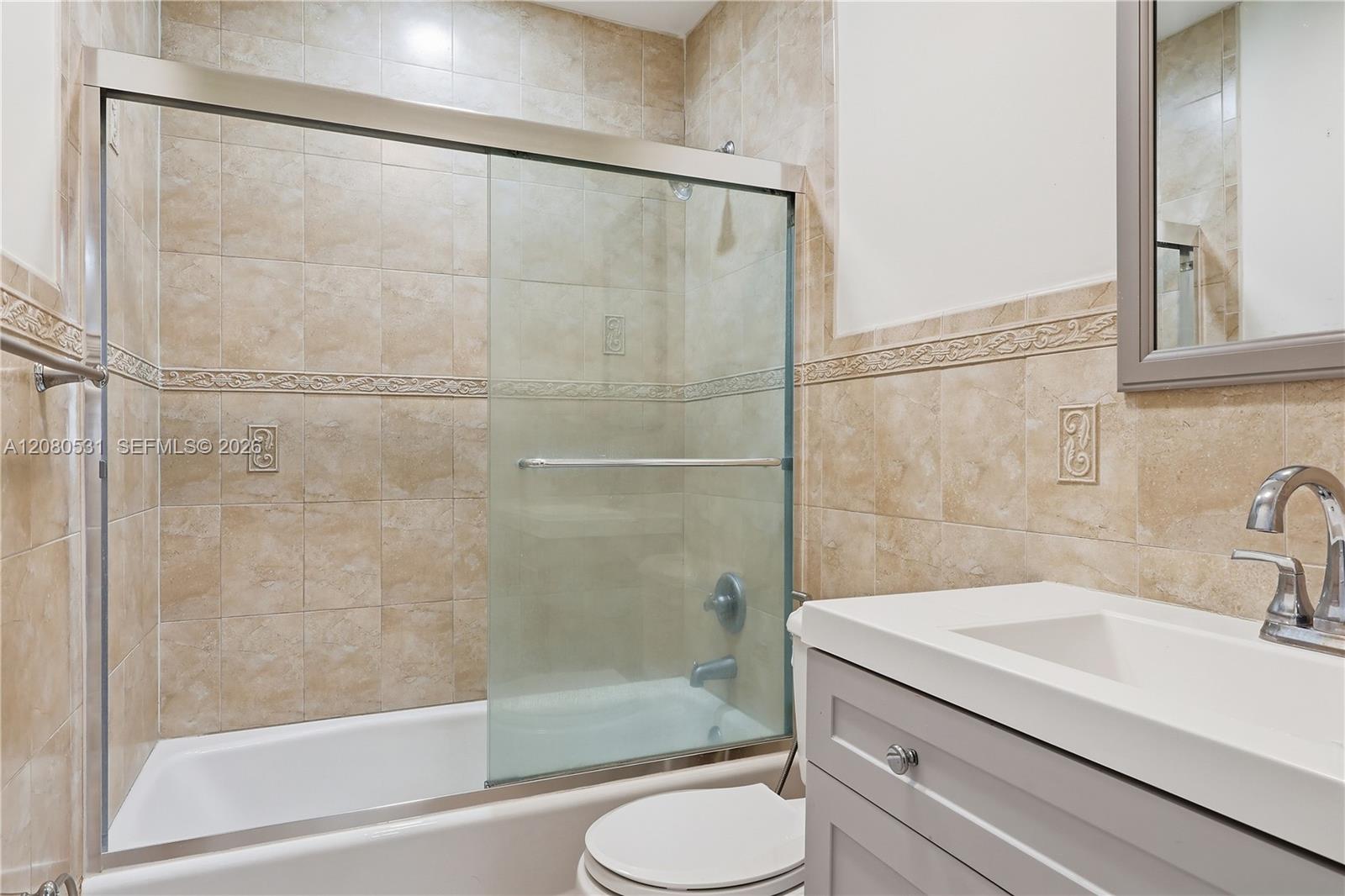 5505 W 14th Lane Property Photo 15