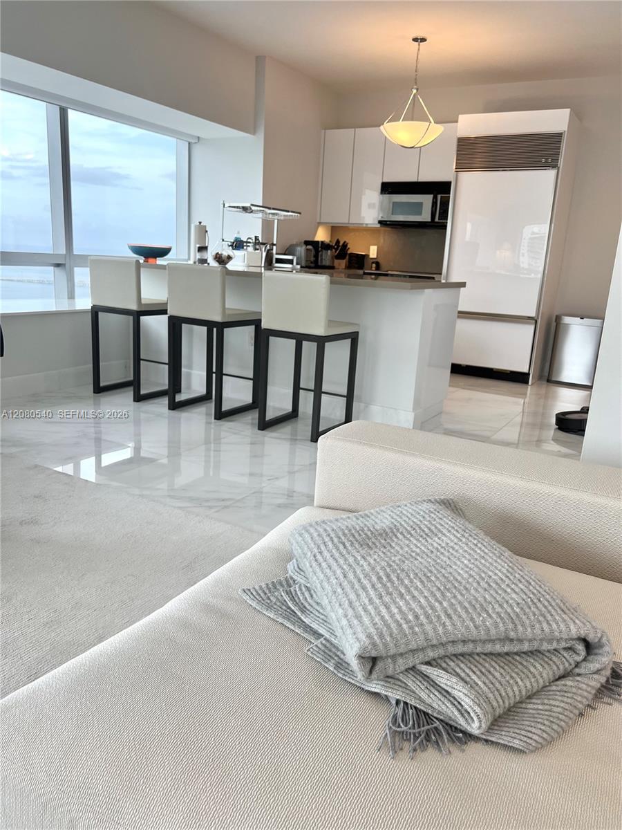 1435 Brickell Avenue 3307 Property Photo 6