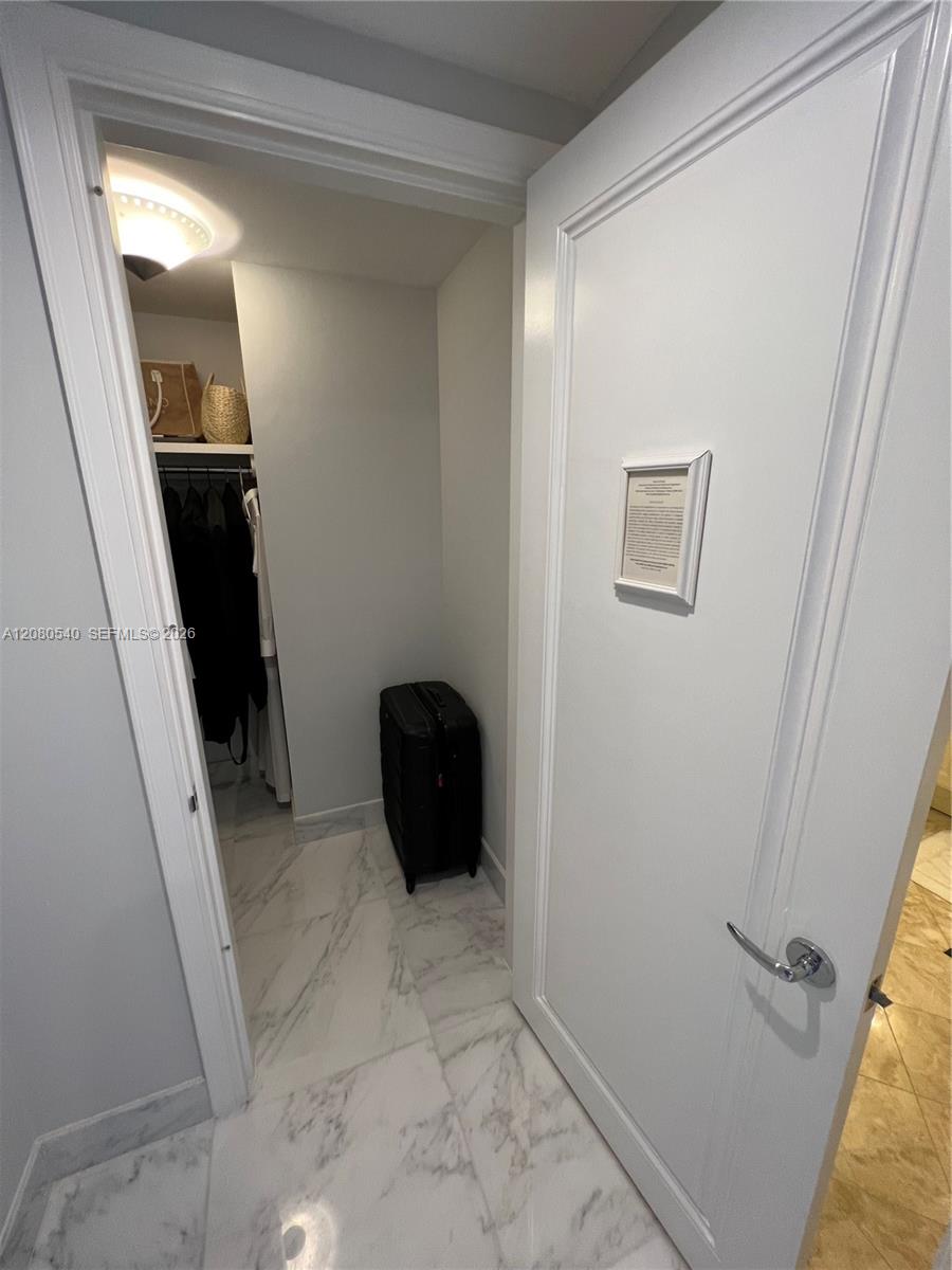 1435 Brickell Avenue 3307 Property Photo 52