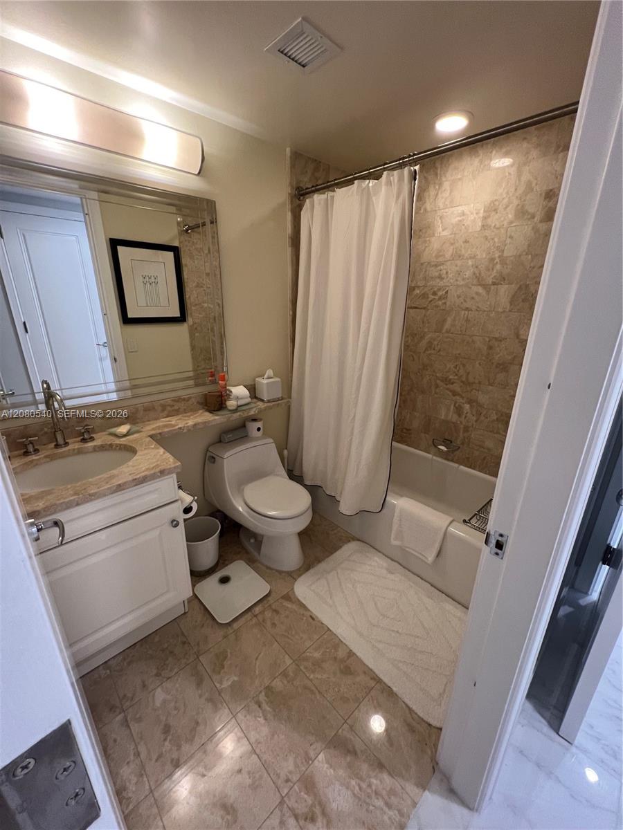 1435 Brickell Avenue 3307 Property Photo 58