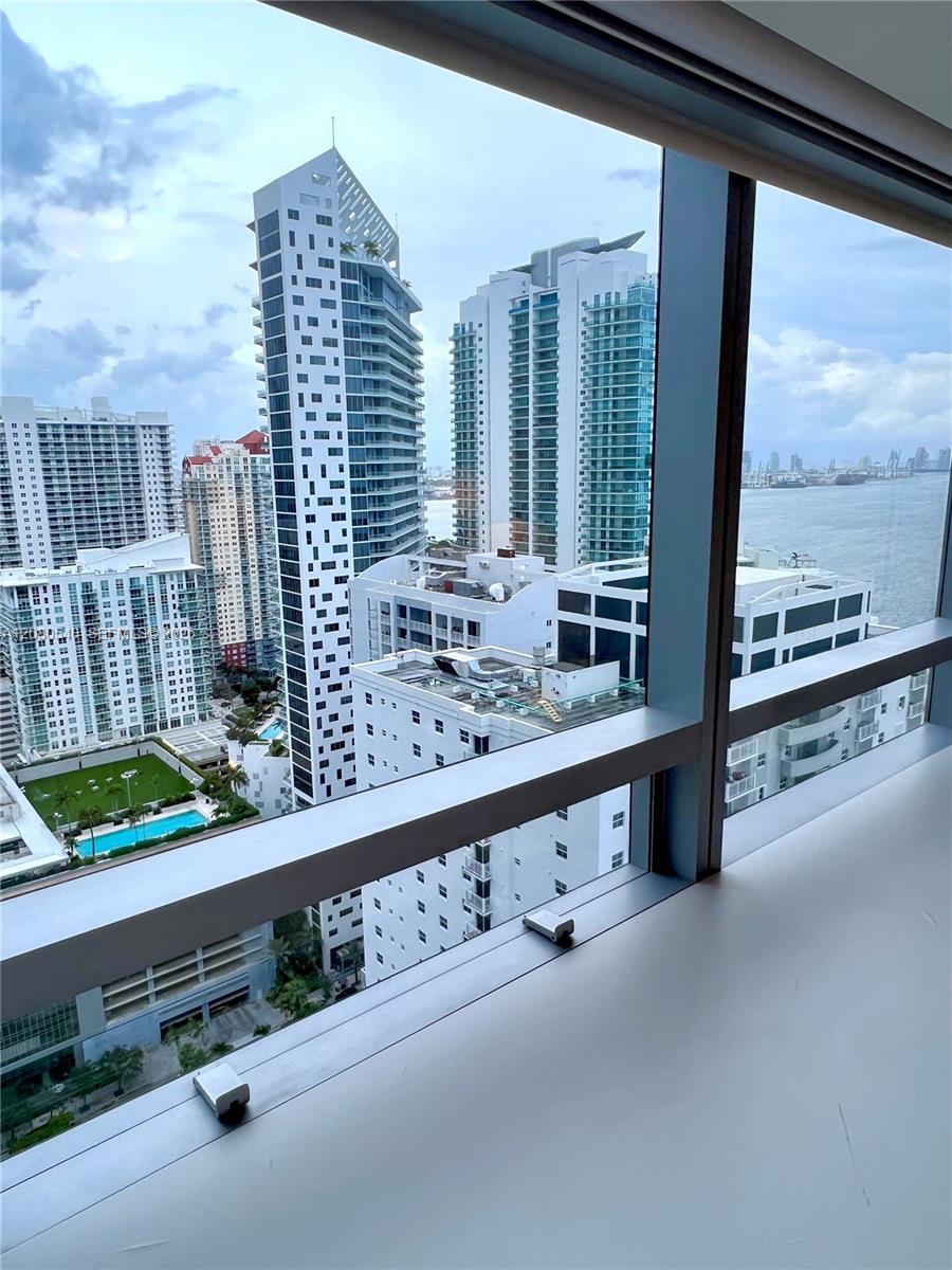 1435 Brickell Avenue 3307 Property Photo 80