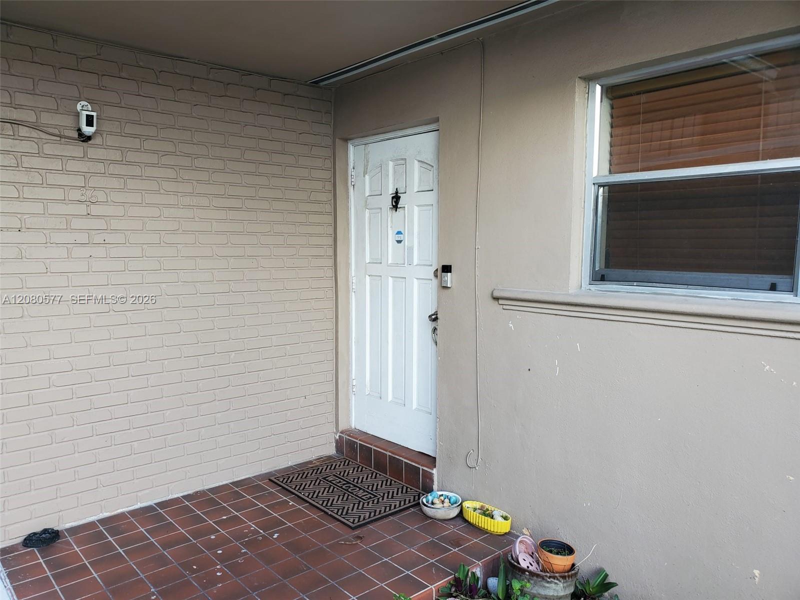 36 W 37th Street Property Photo 3