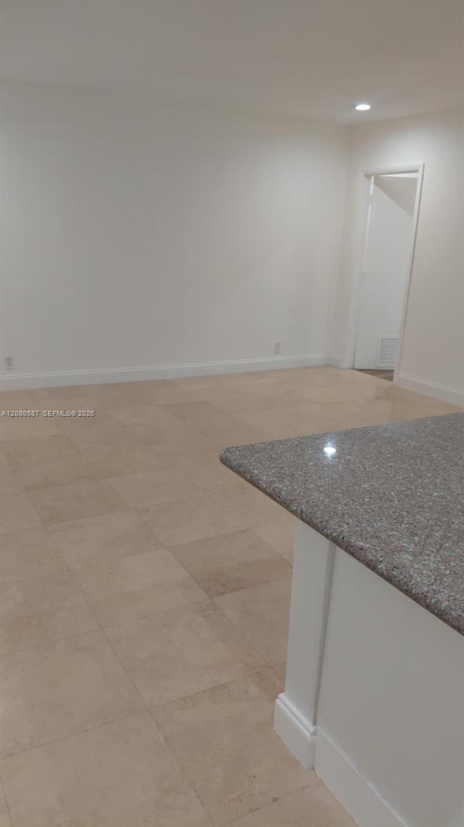 1429 Sw 9th Street 9 Property Photo 2
