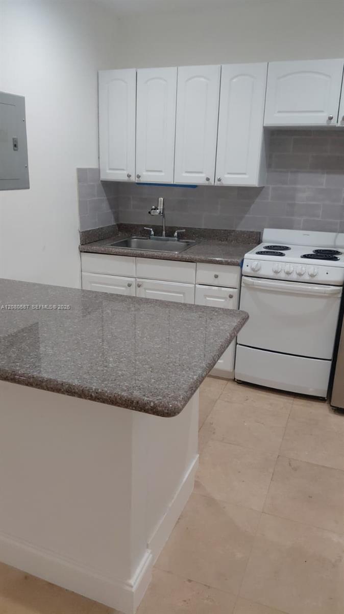 1429 Sw 9th Street 9 Property Photo 7