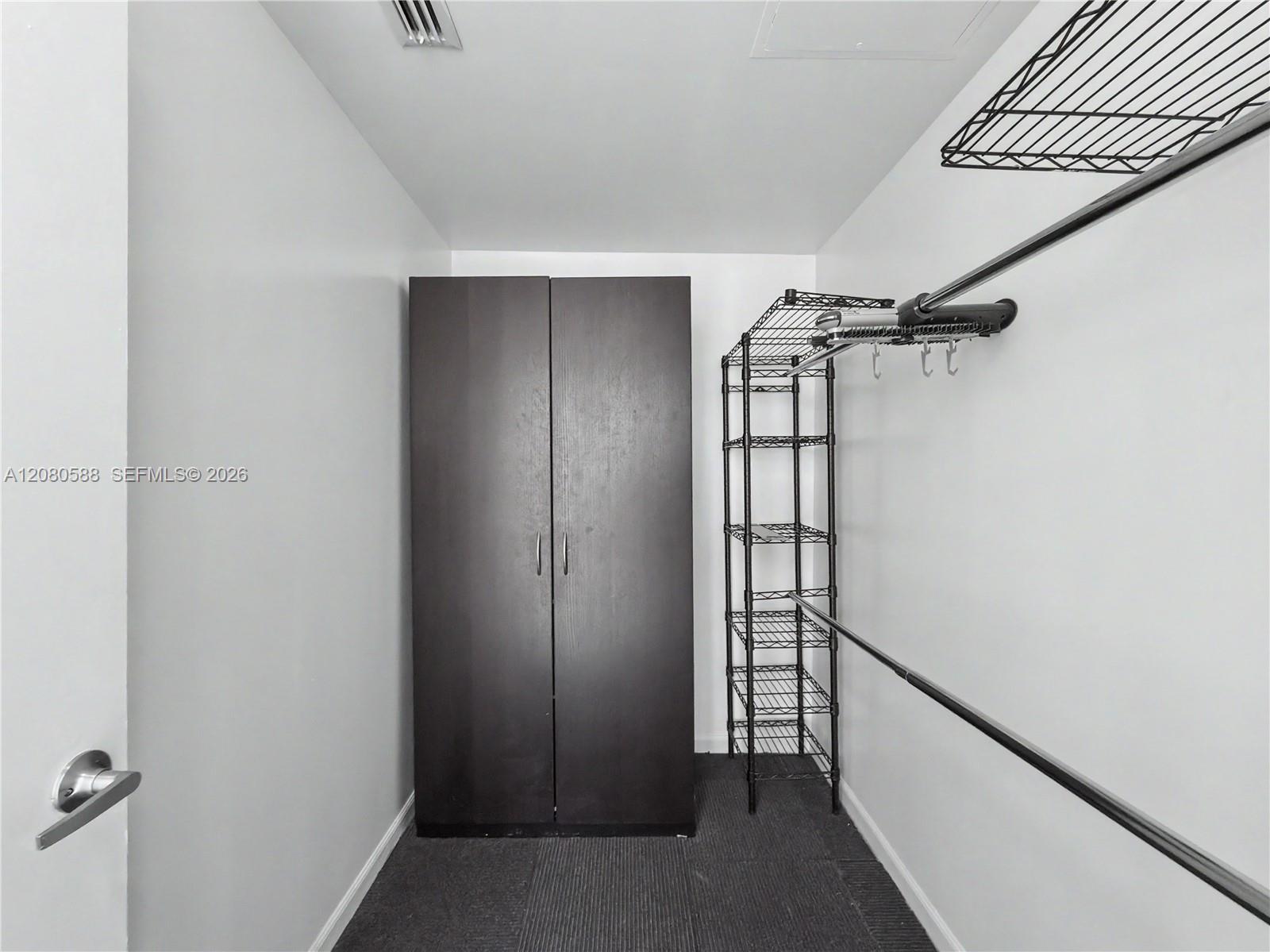 1900 N Bayshore Drive 3911 Property Photo 14