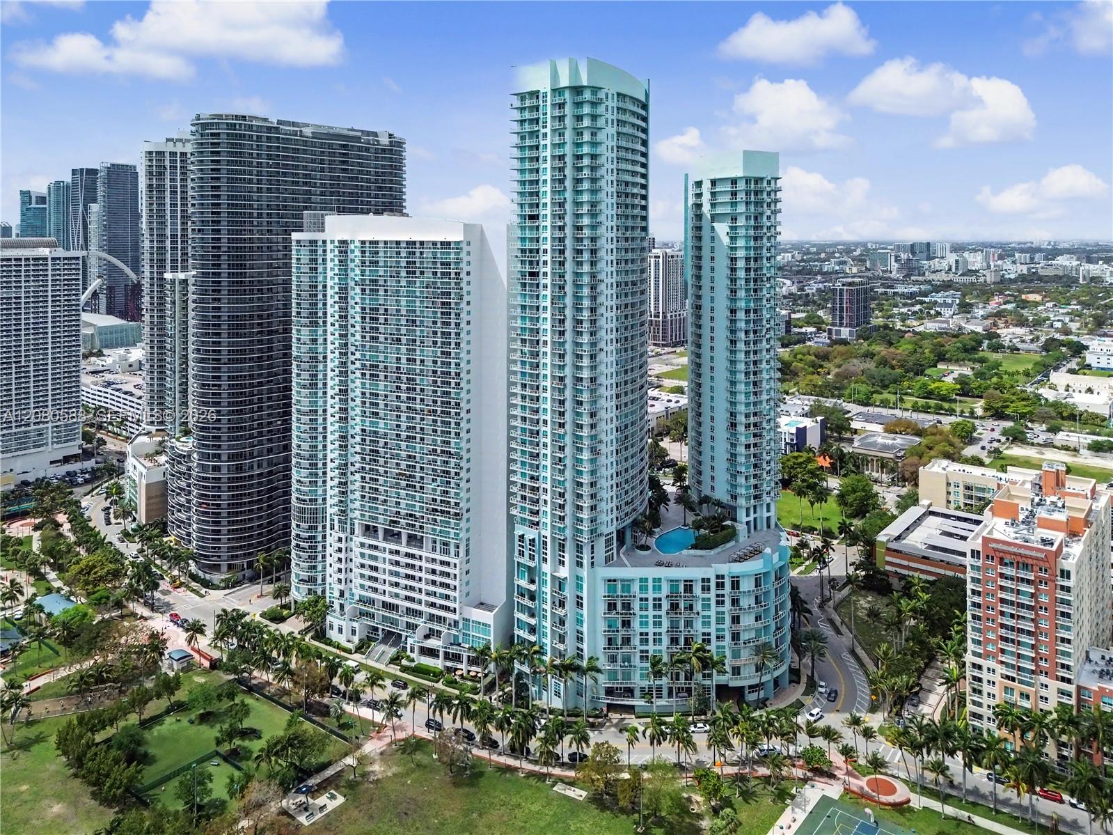 1900 N Bayshore Drive 3911 Property Photo 25