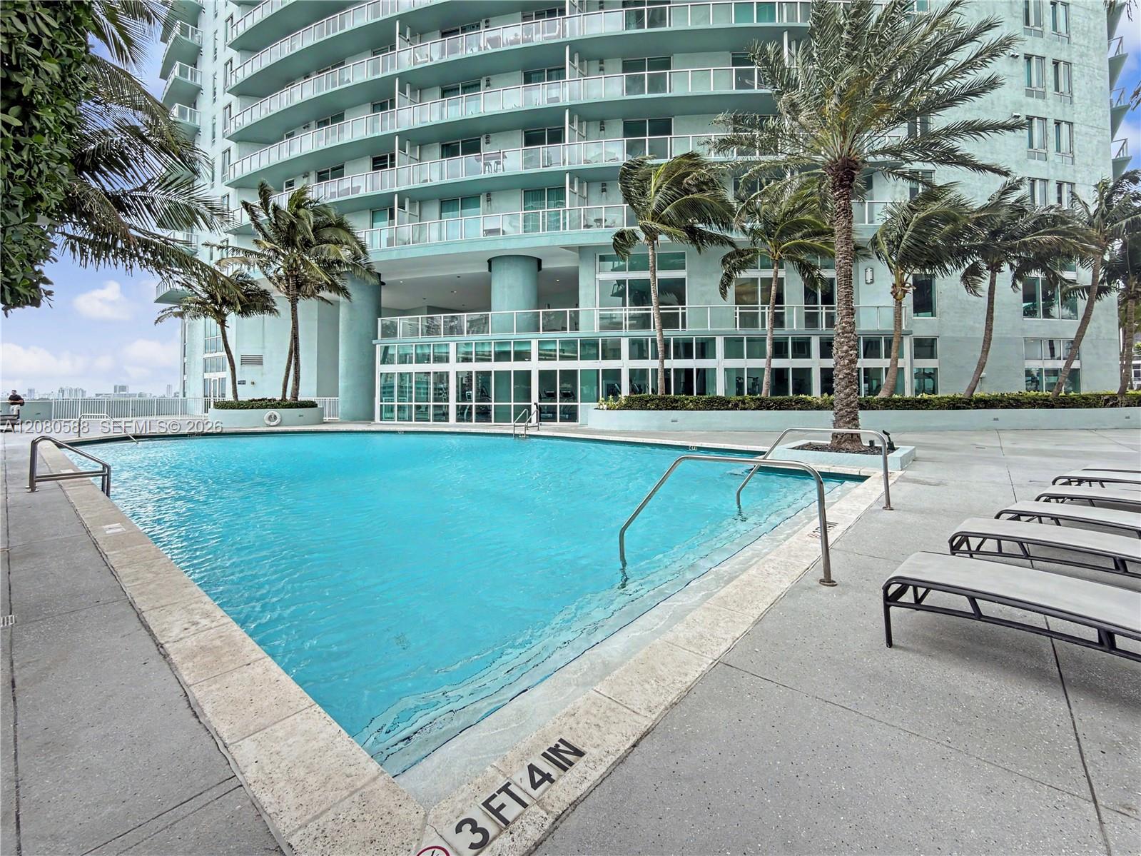 1900 N Bayshore Drive 3911 Property Photo 28
