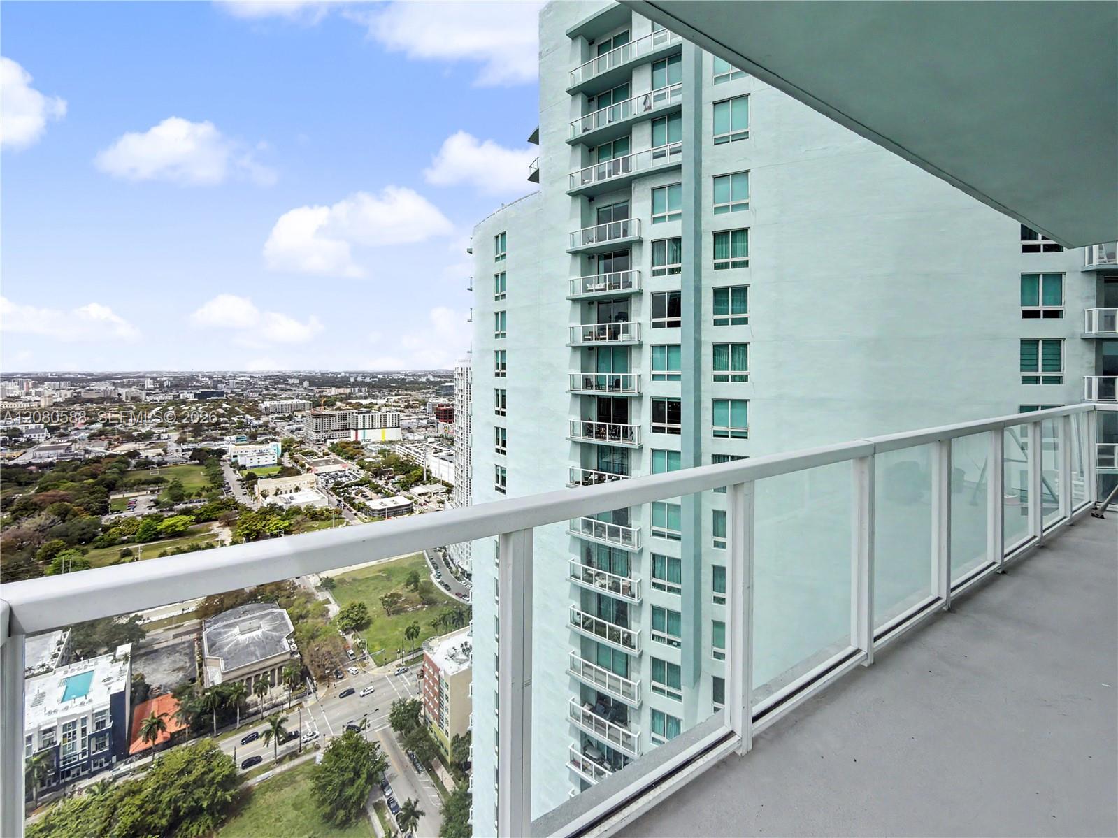 1900 N Bayshore Drive 3911 Property Photo 36