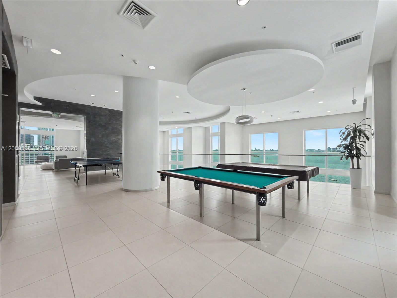 1900 N Bayshore Drive 3911 Property Photo 45