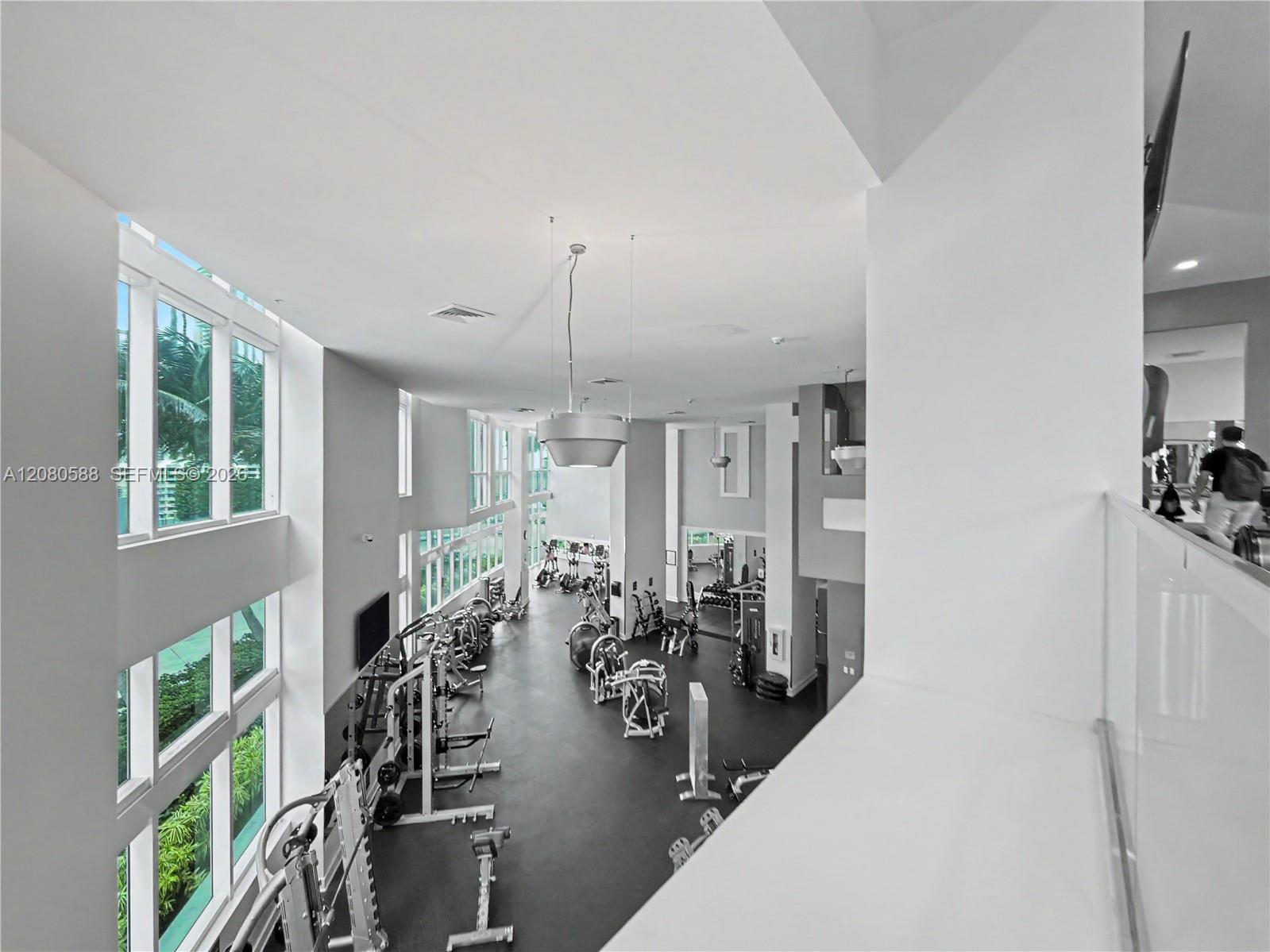 1900 N Bayshore Drive 3911 Property Photo 51