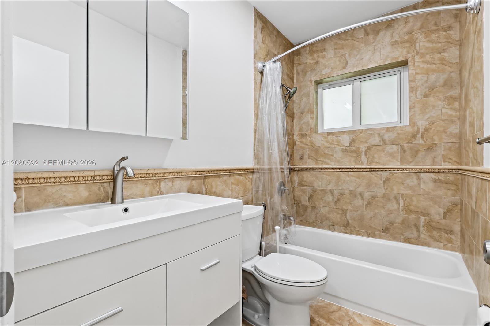 125 Edgewater Drive 12a Property Photo 16