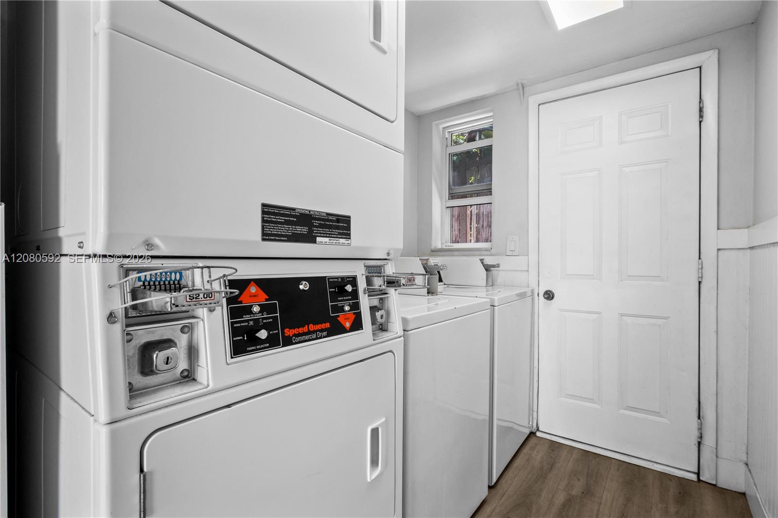 125 Edgewater Drive 12a Property Photo 18