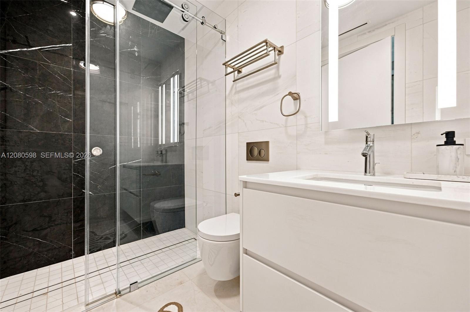 300 Biscayne Blvd Way 301 Property Photo 23