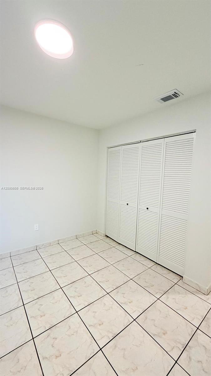A12080605 Property Photo 9