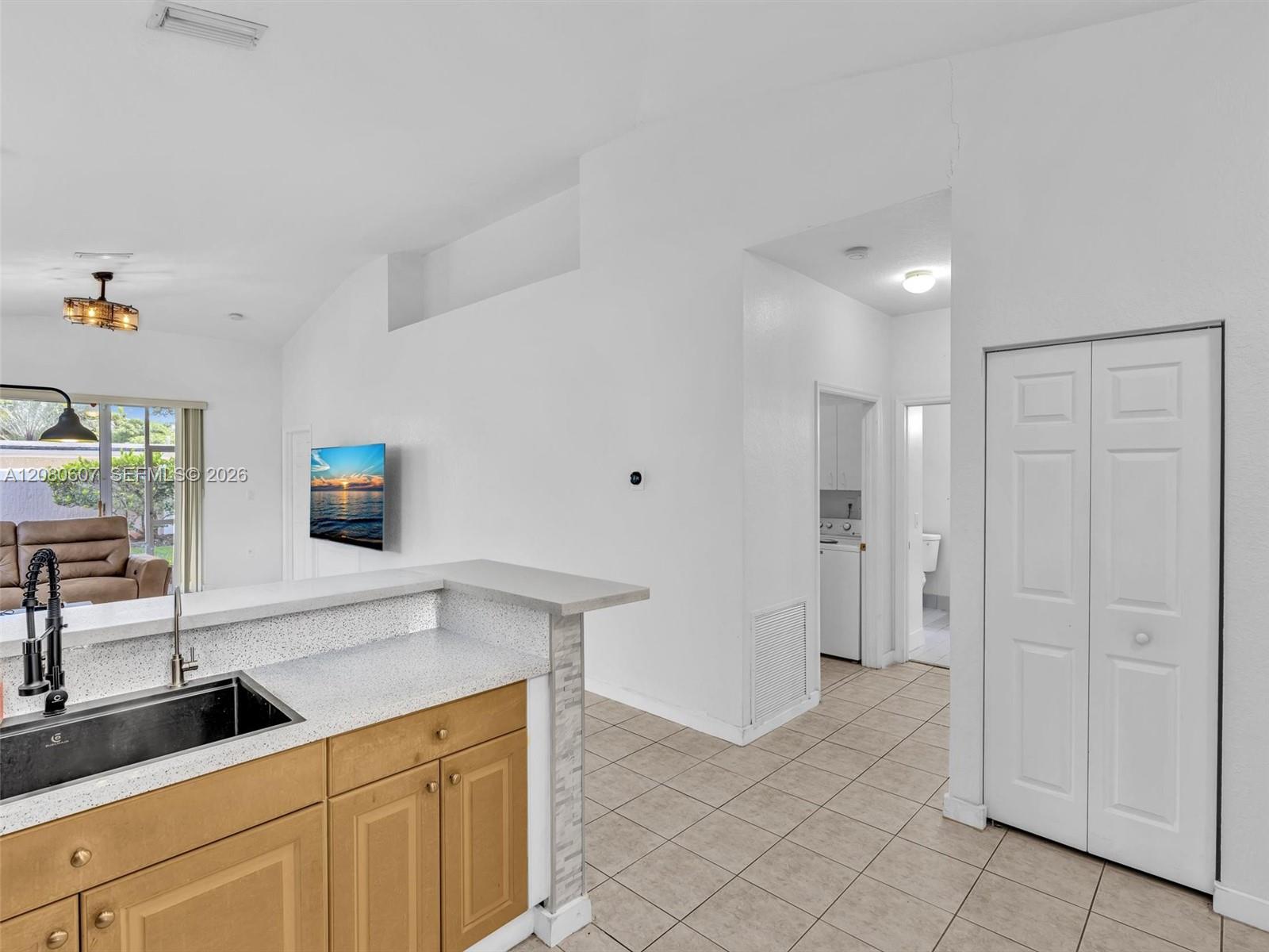 7420 S Aragon Boulevard 1 Property Photo 7