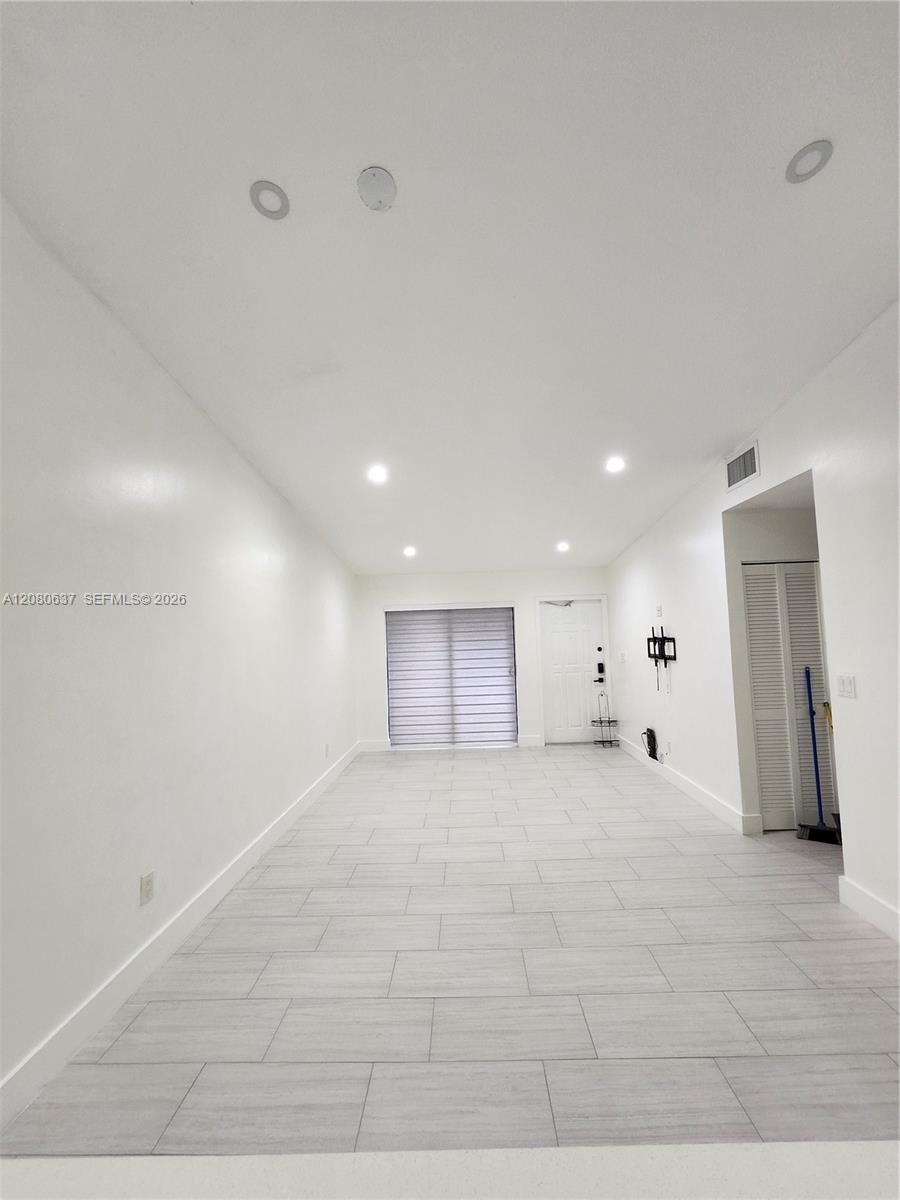 18224 Mediterranean Boulevard 8-17 Property Photo 4