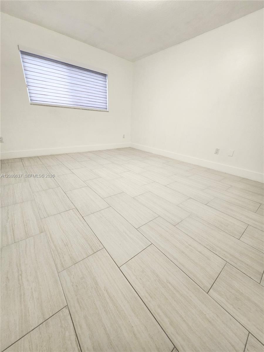 18224 Mediterranean Boulevard 8-17 Property Photo 13