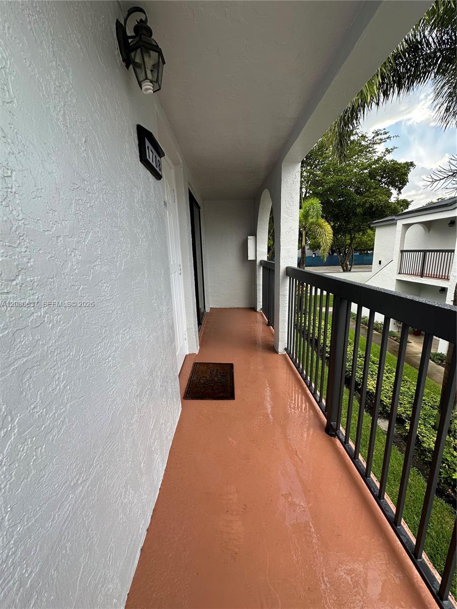 18224 Mediterranean Boulevard 8-17 Property Photo 17
