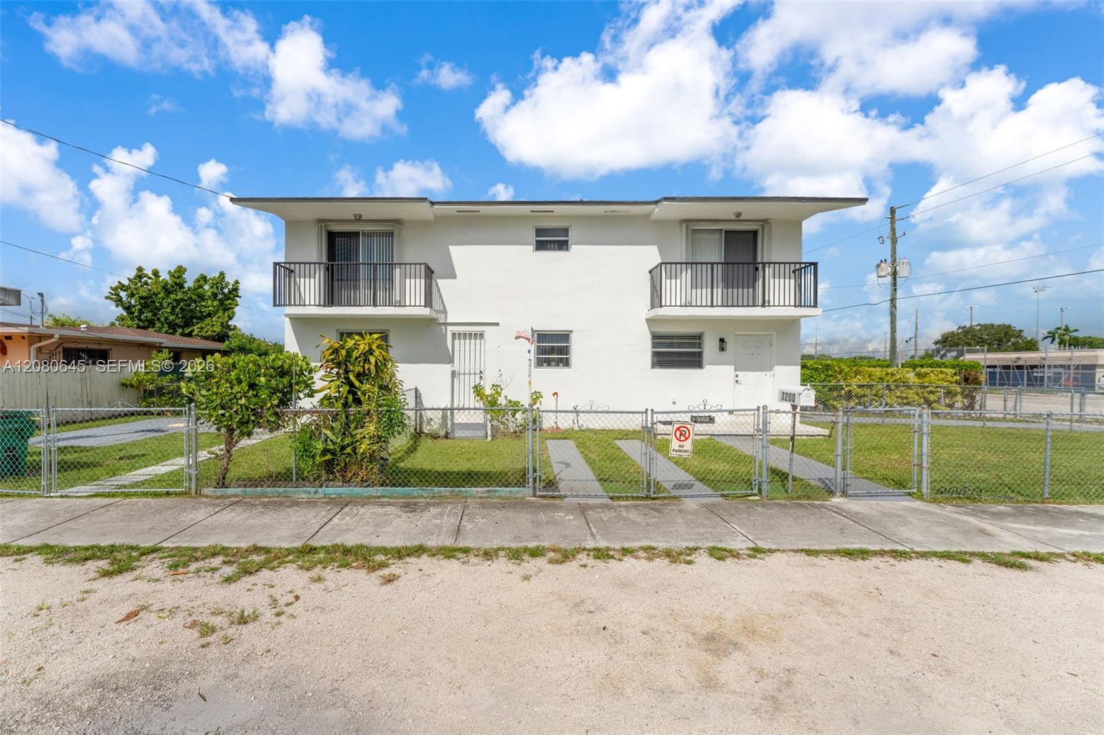 3200 SW 88th Place