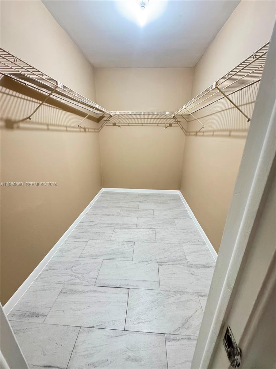 3129 Oakland Shores Drive A109 Property Photo 2