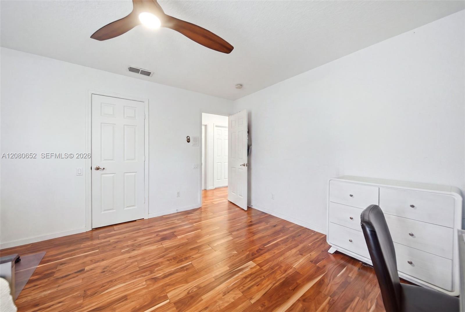 3141 Hanging Moss Circle Property Photo 13