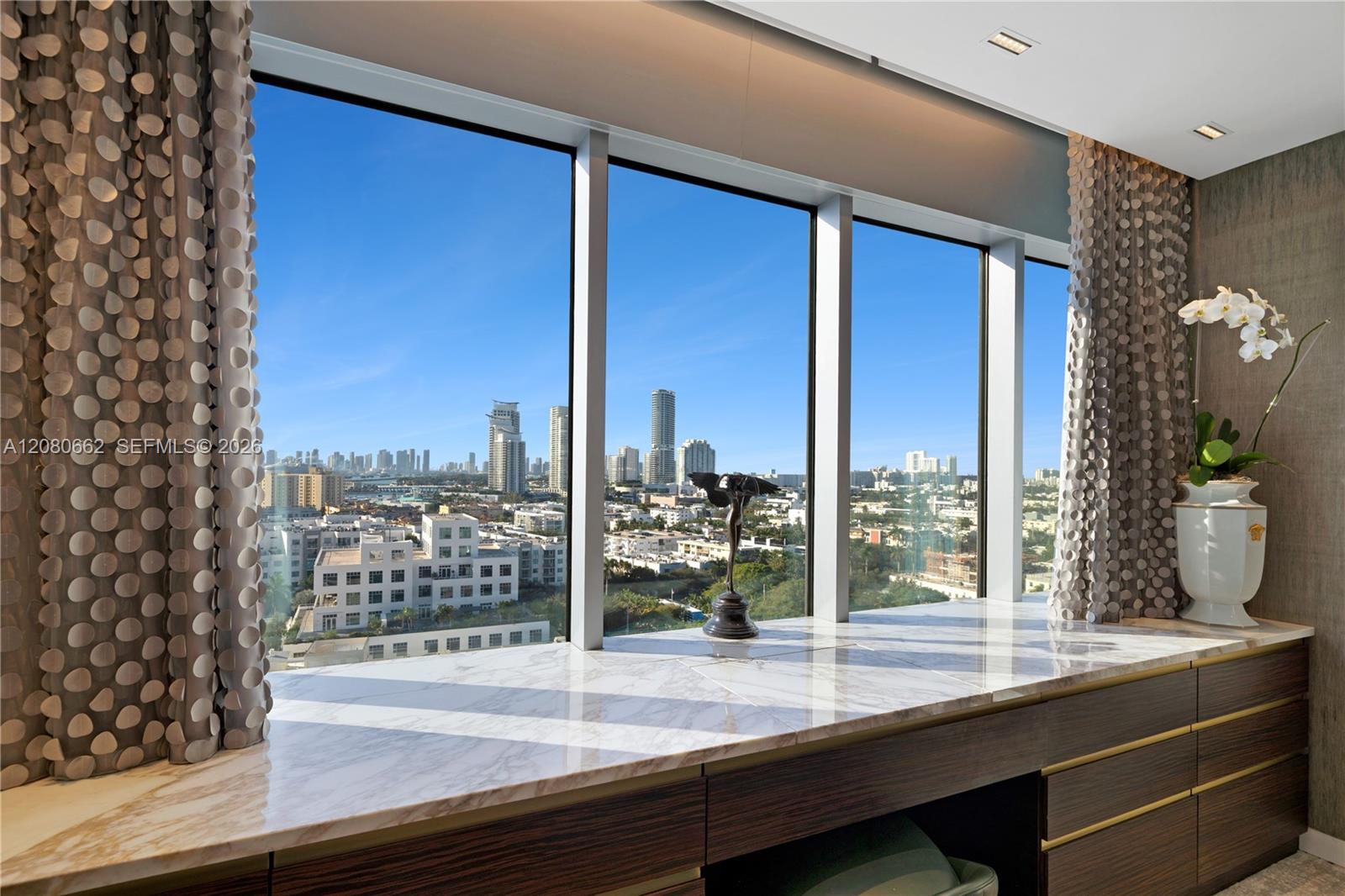 120 Ocean Drive 1400 Property Photo 24