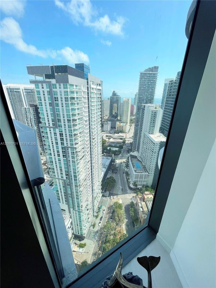 A12080701 Property Photo 7