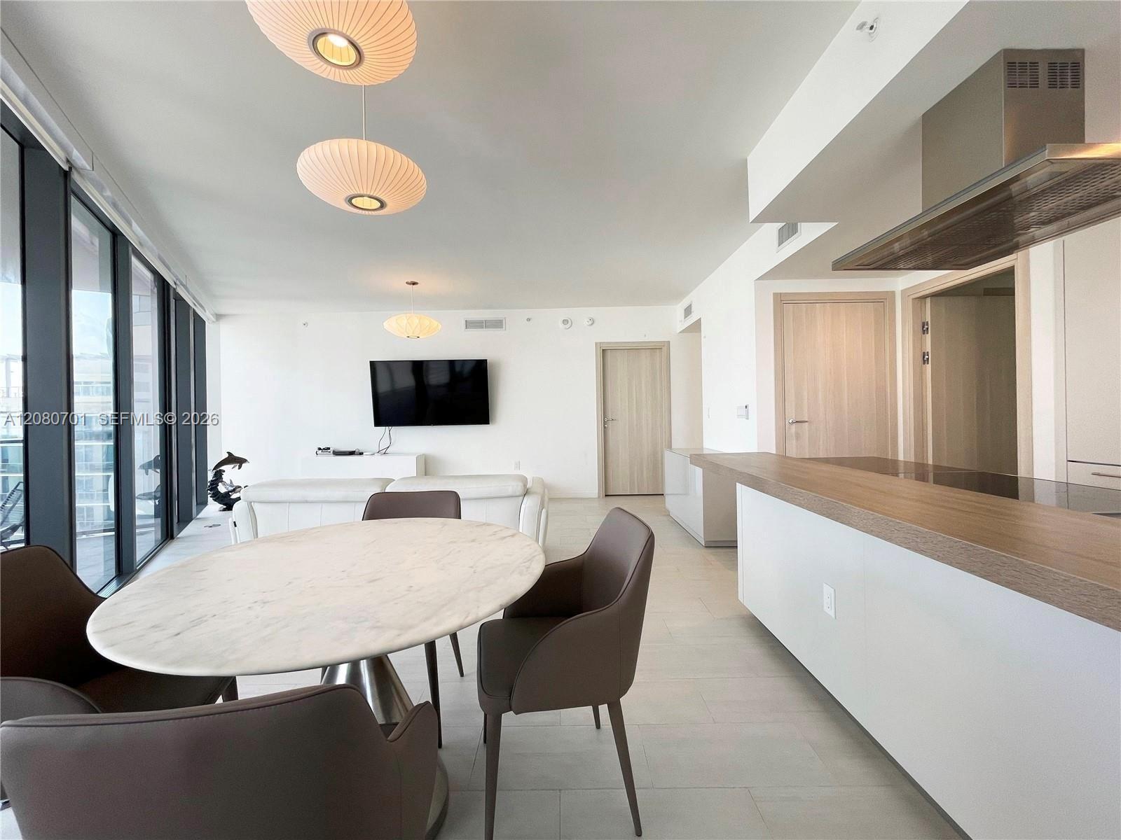A12080701 Property Photo 58