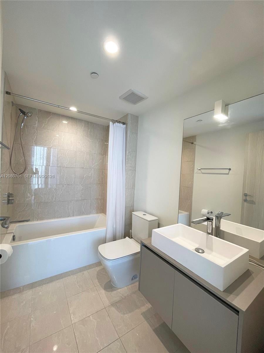A12080701 Property Photo 69