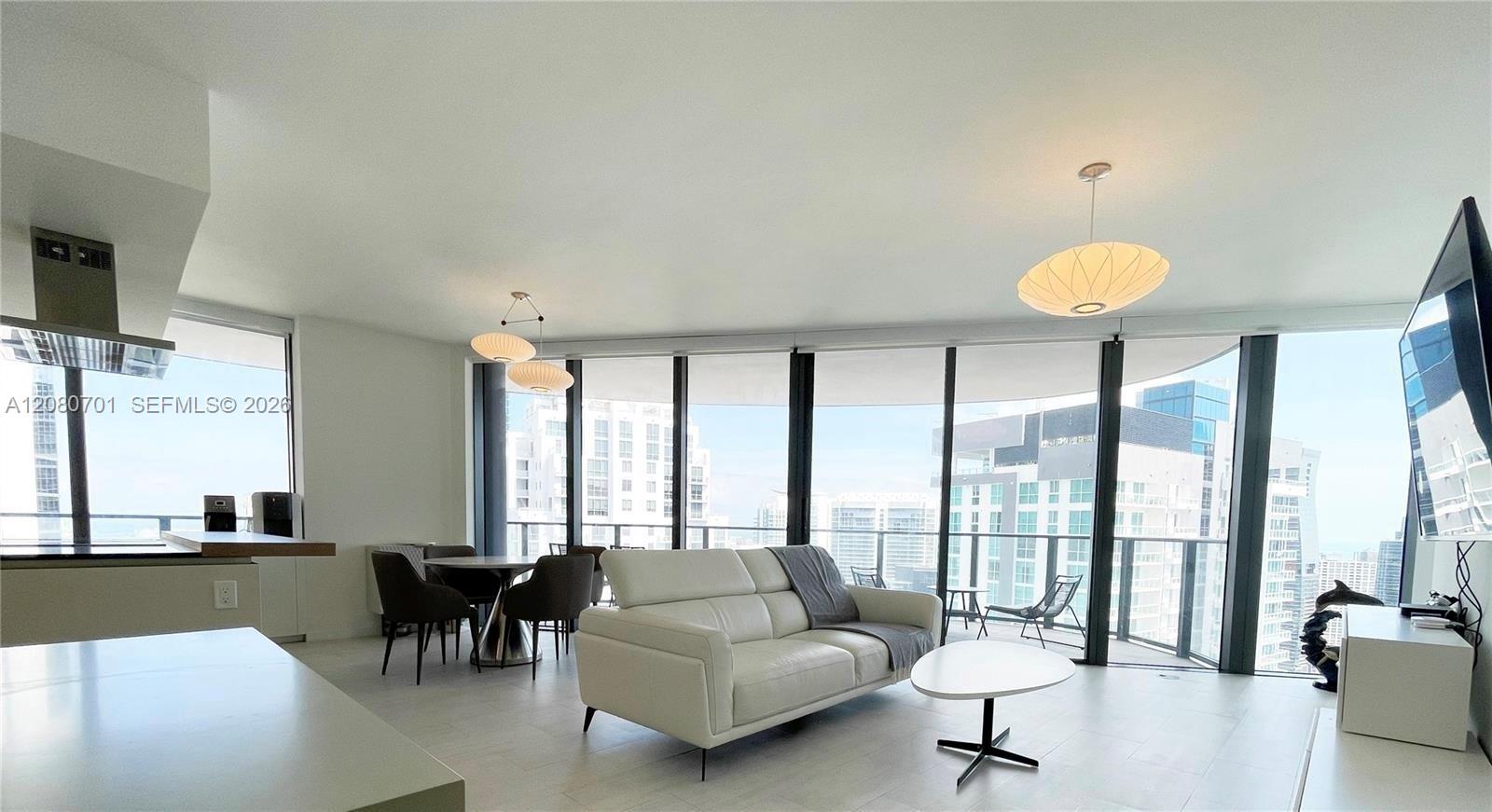 A12080701 Property Photo 98