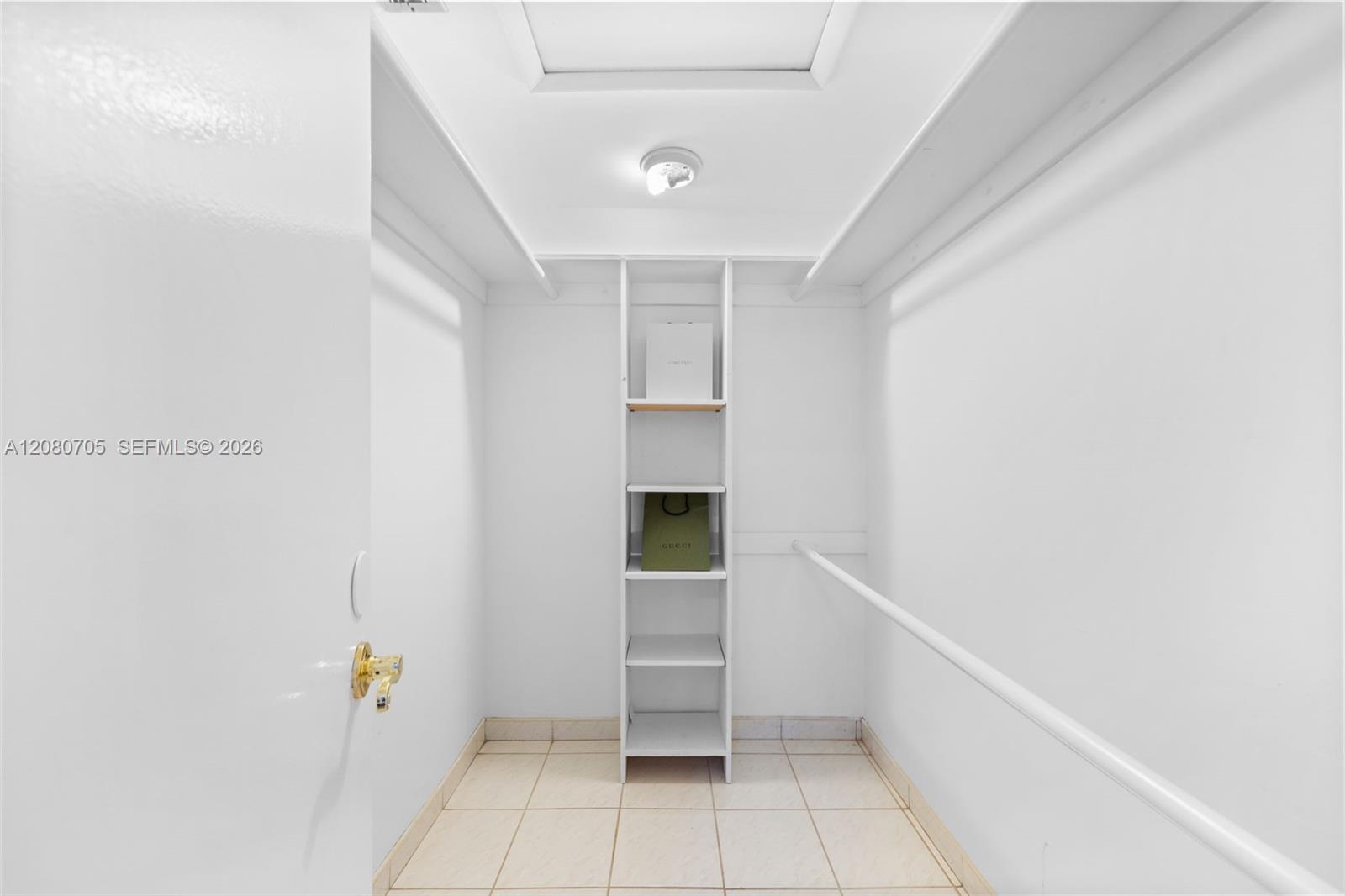 2679 S Parkview Drive Property Photo 20