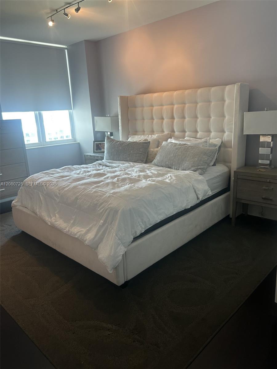 3330 Ne 190th Street 1719 Property Photo 11