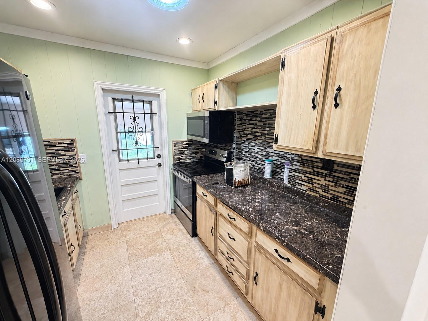 1820 Coolidge Street Property Photo 2
